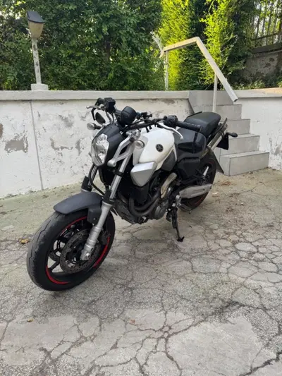 Yamaha MT-03 (2006 - 14) usata