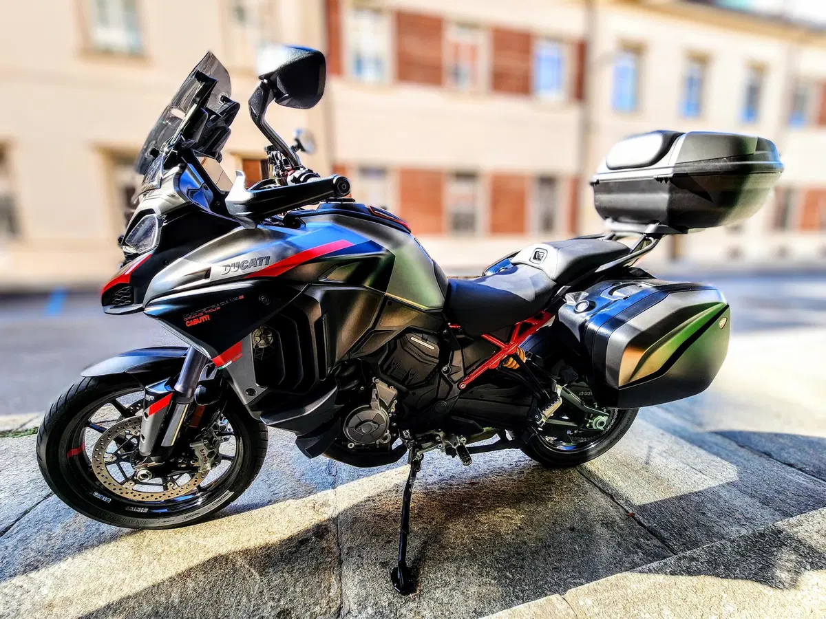 Ducati Multistrada V4 S Grand Tour (2024) (3)