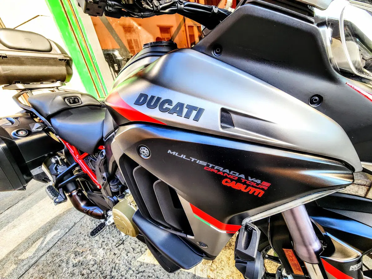 Ducati Multistrada V4 S Grand Tour (2024) (8)