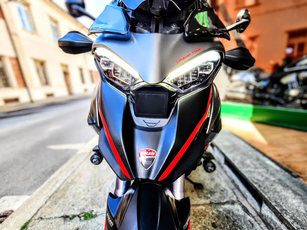 Ducati Multistrada V4 S Grand Tour (2024) (9)