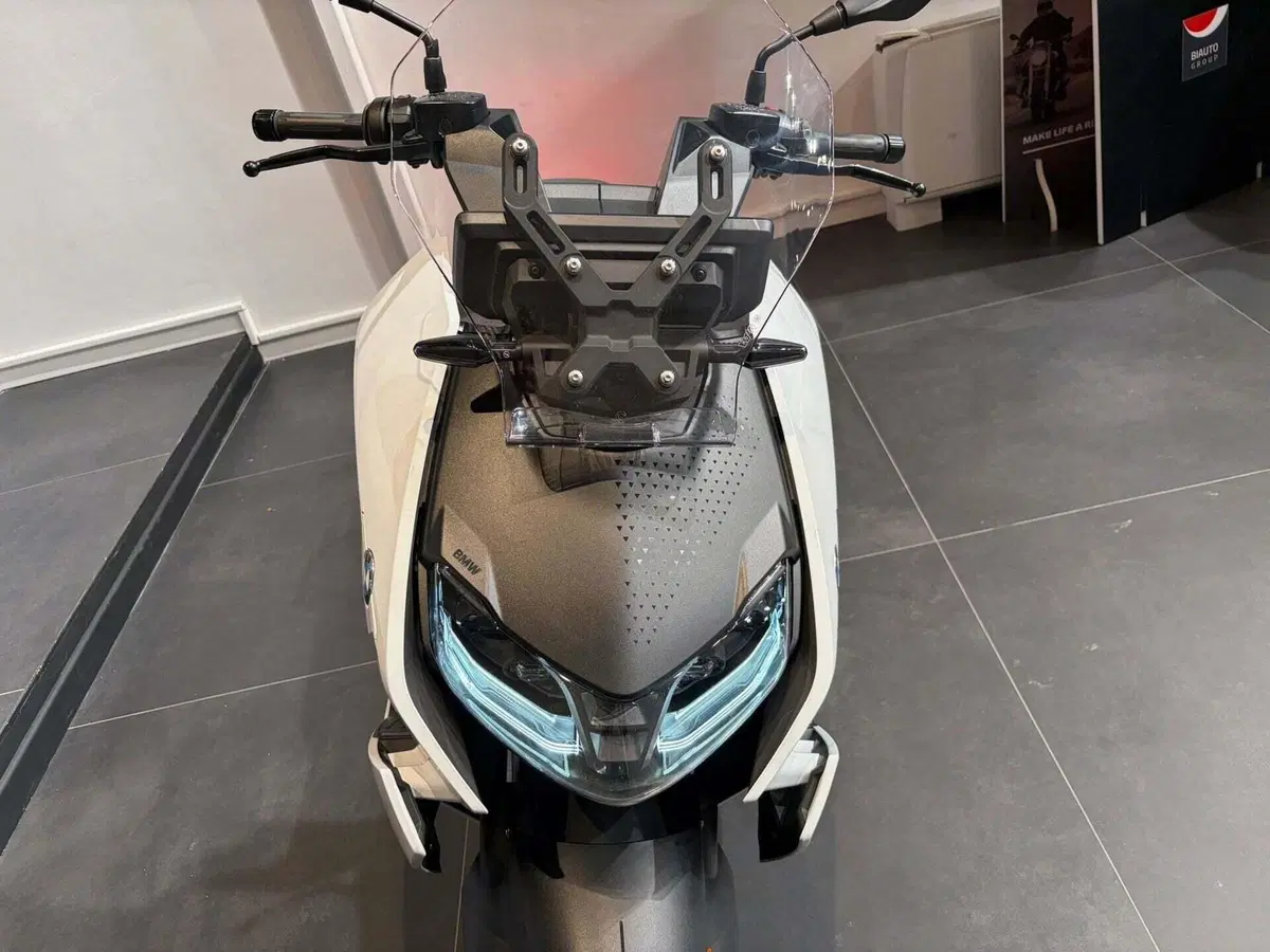 Bmw CE 04 (2021 - 25) (13)