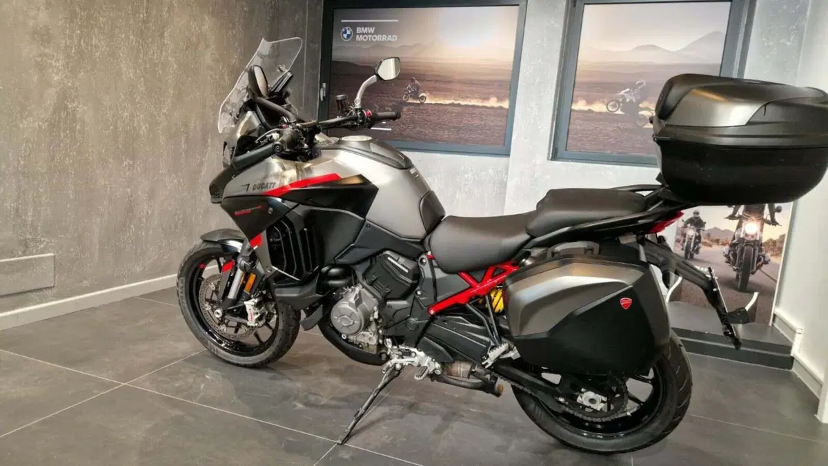 Ducati Multistrada V4 S Grand Tour (2024) (2)