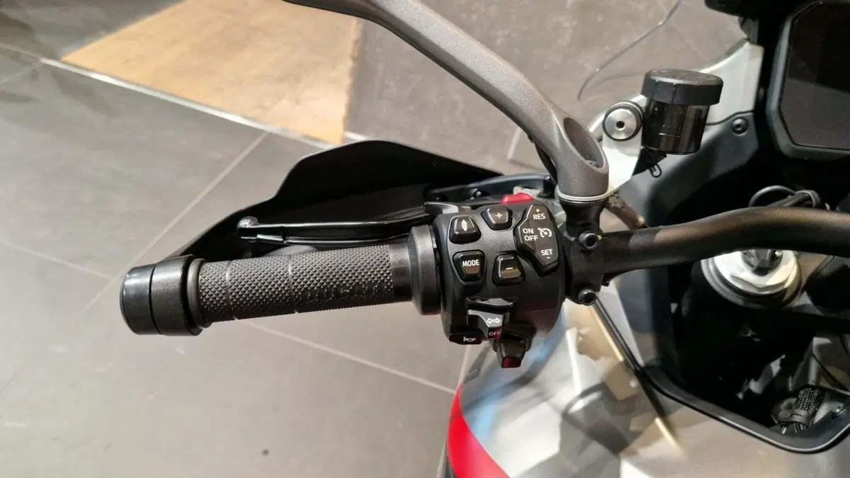 Ducati Multistrada V4 S Grand Tour (2024) (8)