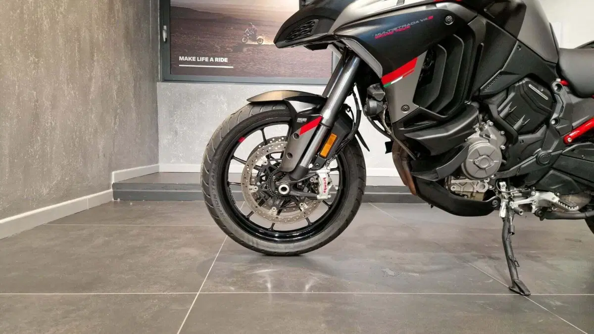 Ducati Multistrada V4 S Grand Tour (2024) (14)