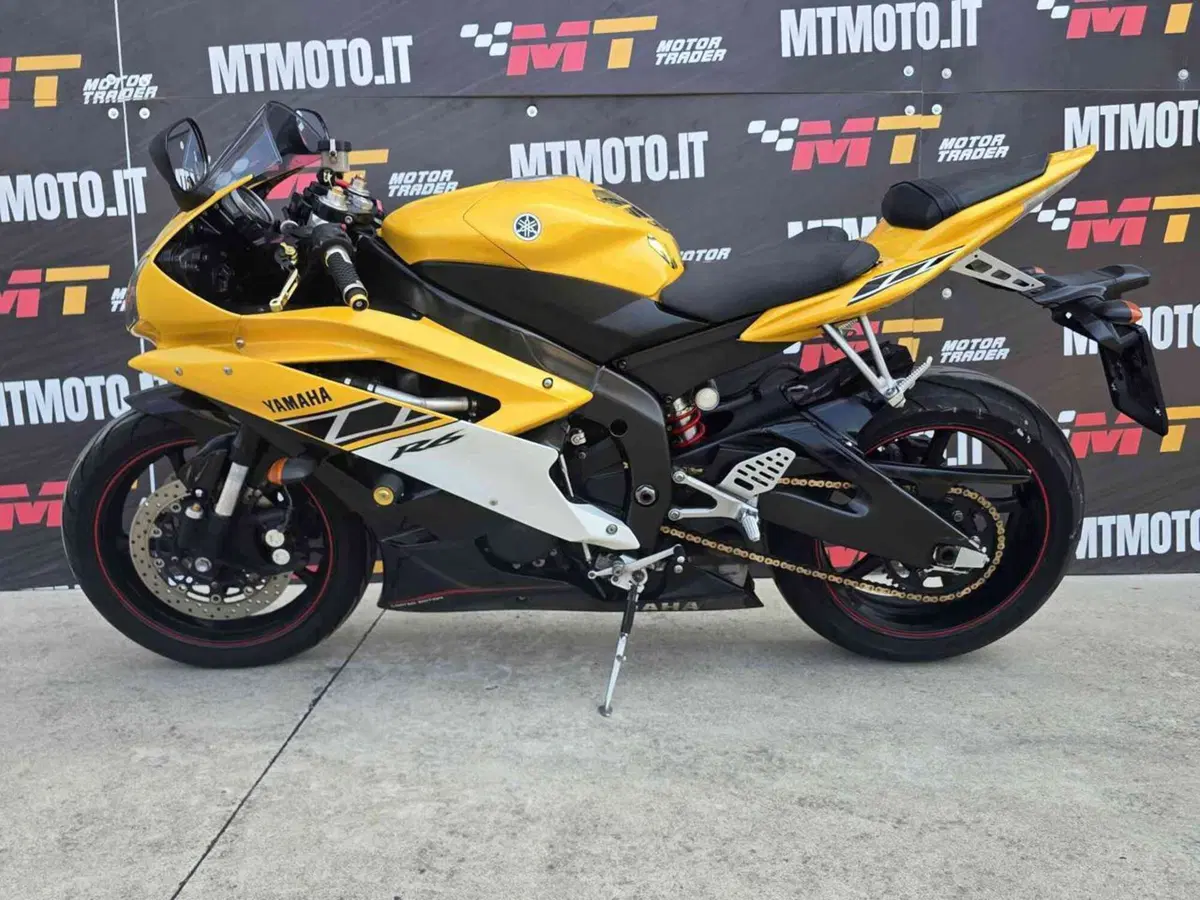 Yamaha YZF R6 (2006 - 07) (2)