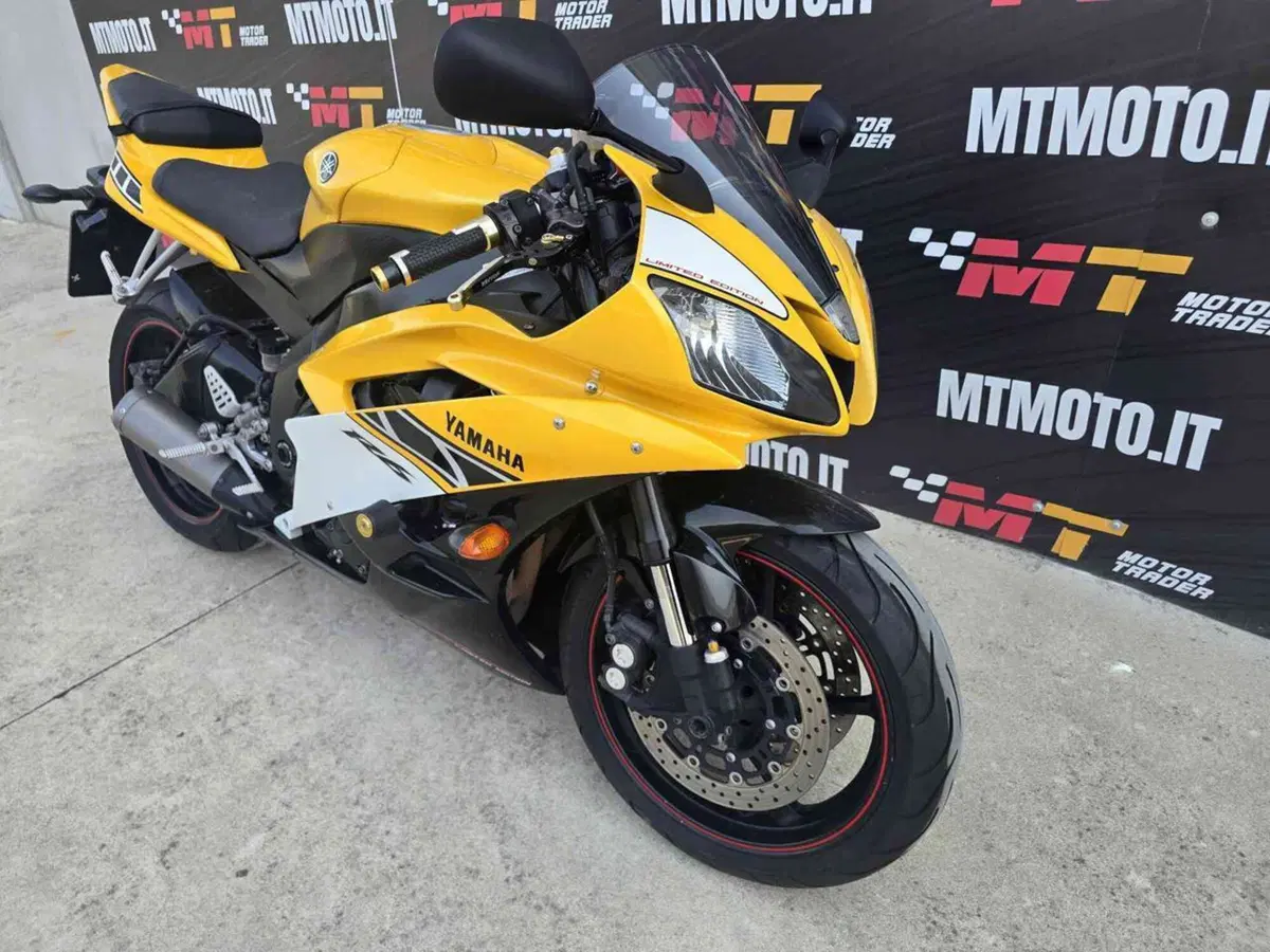 Yamaha YZF R6 (2006 - 07) (4)