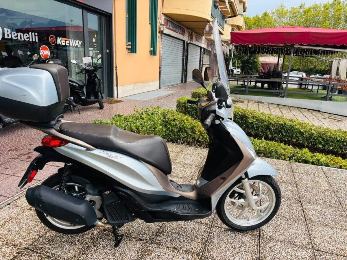 Piaggio Medley 150 ABS (2021 - 25) (6)