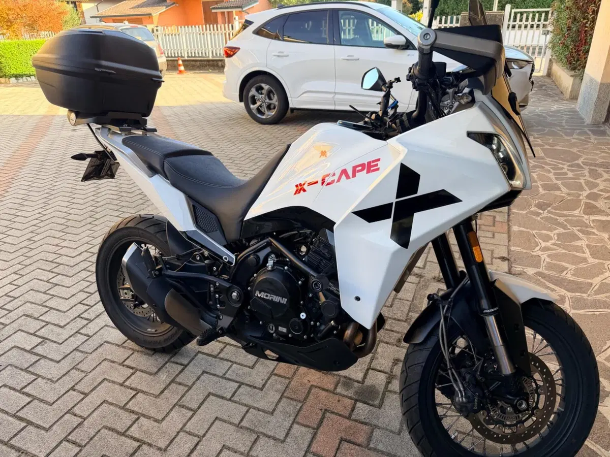 Moto Morini X-Cape 650 (2021 - 26) (2)