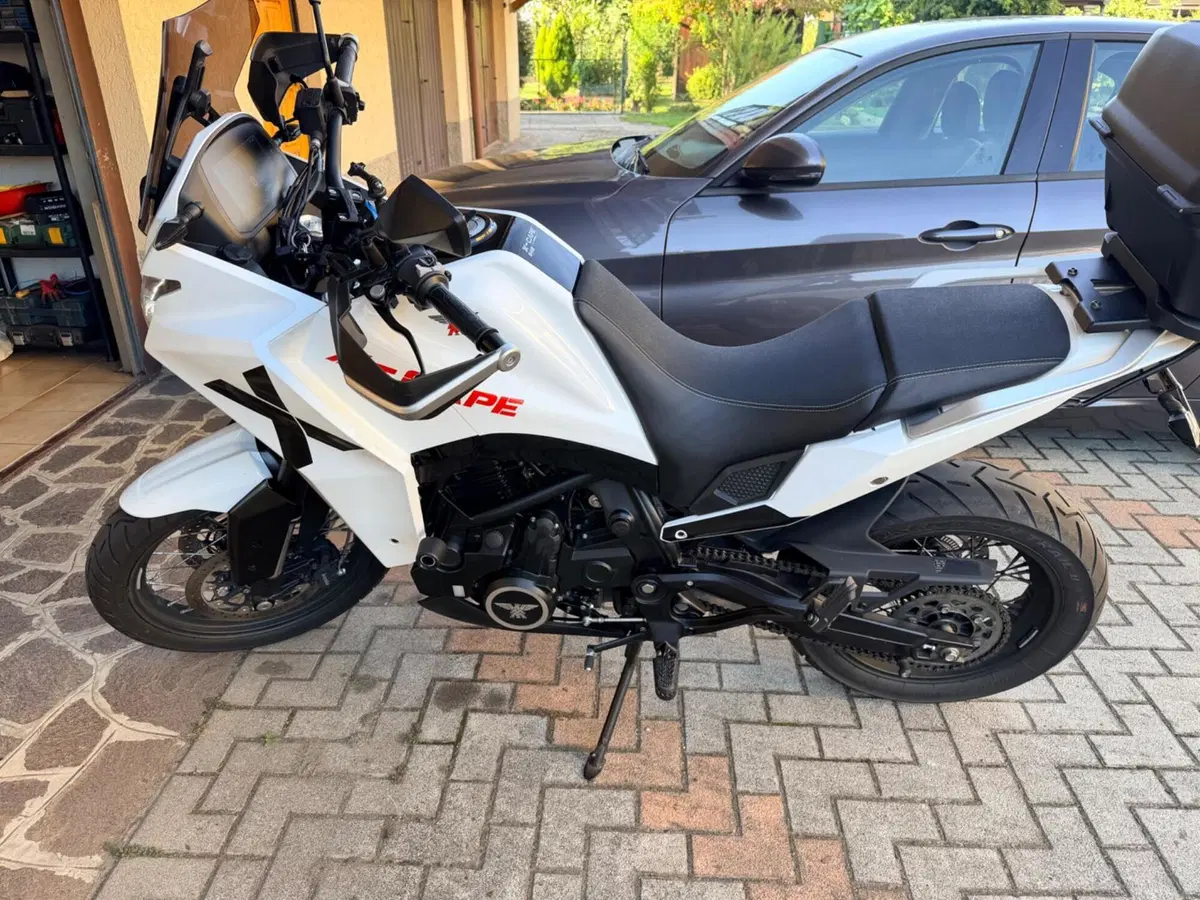 Moto Morini X-Cape 650 (2021 - 26) (3)
