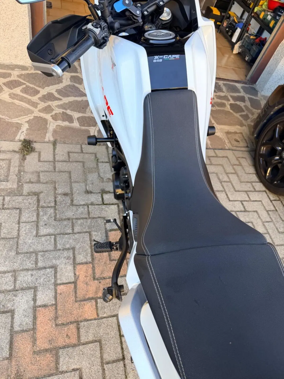 Moto Morini X-Cape 650 (2021 - 26) (5)