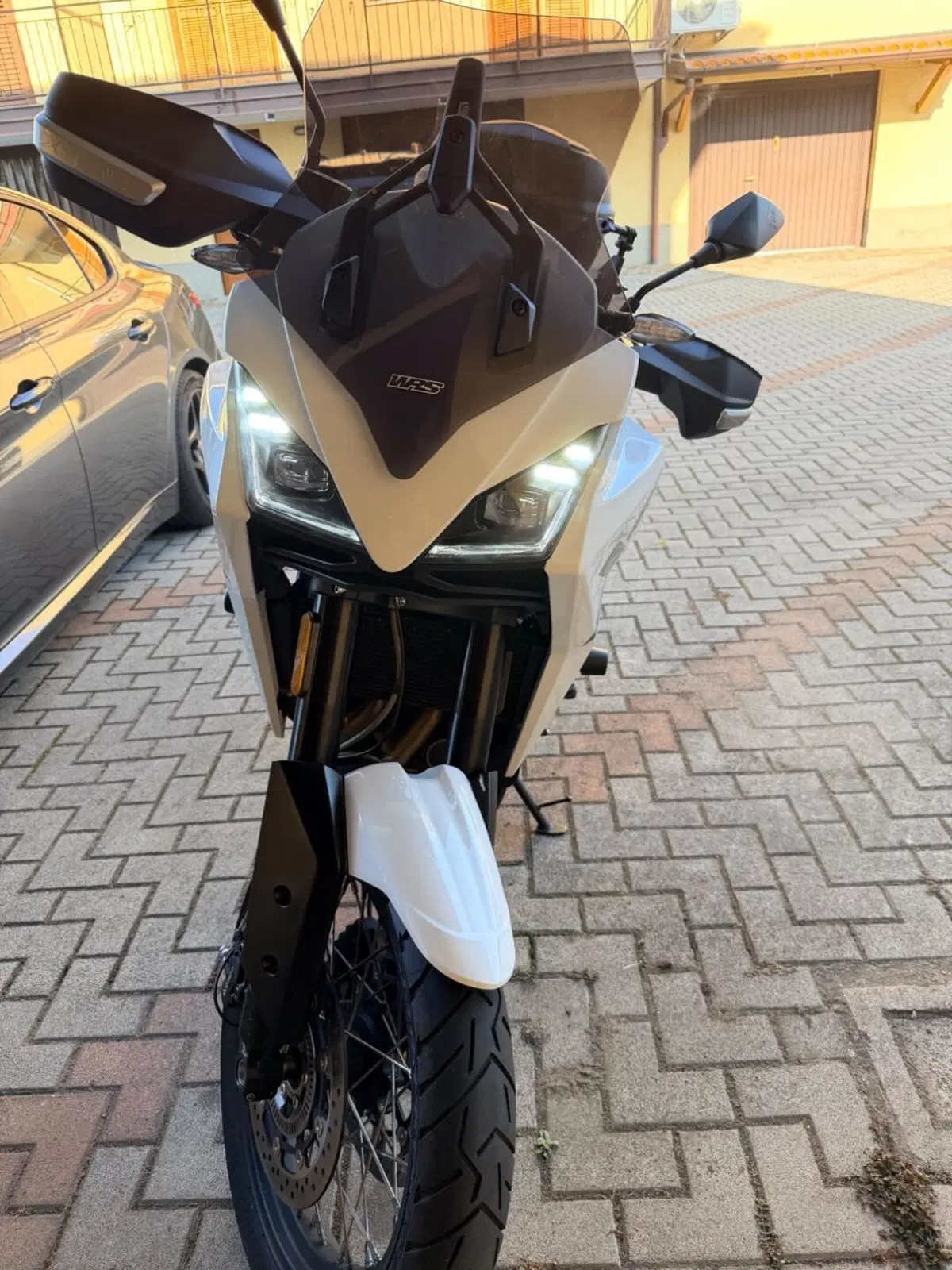 Moto Morini X-Cape 650 (2021 - 26) (11)