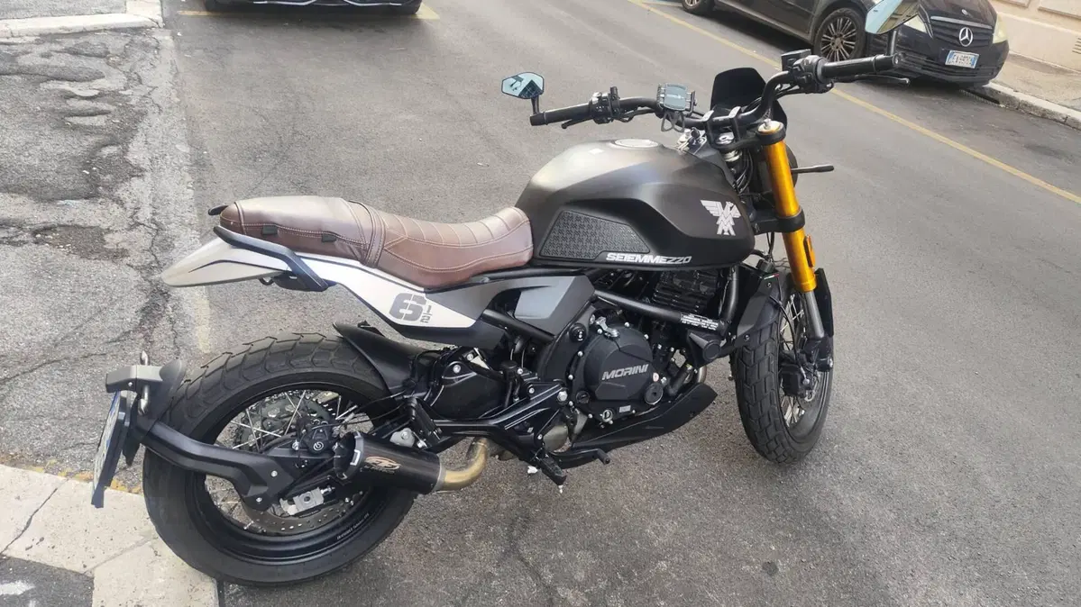 Moto Morini SEIEMMEZZO SCR (2022 - 26) (2)