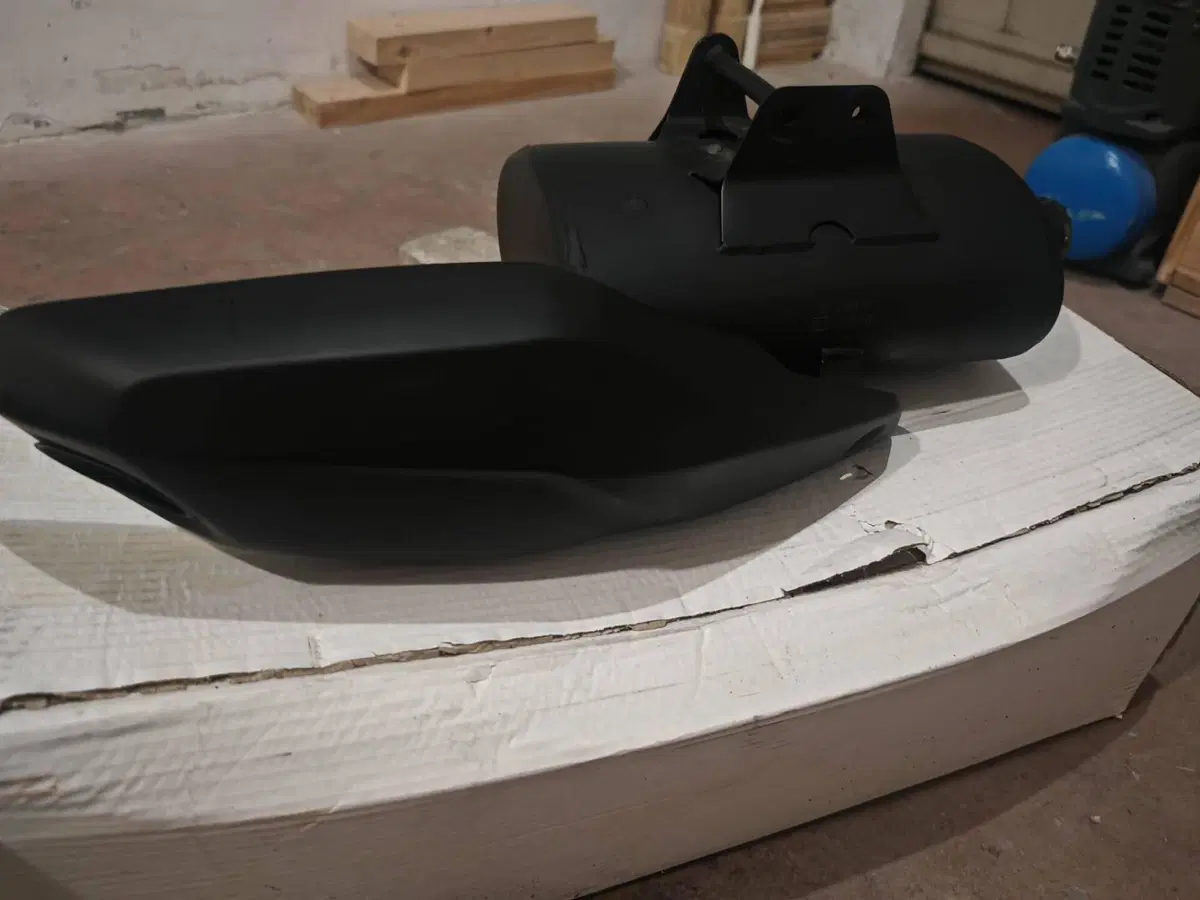 Moto Morini SEIEMMEZZO SCR (2022 - 26) (9)