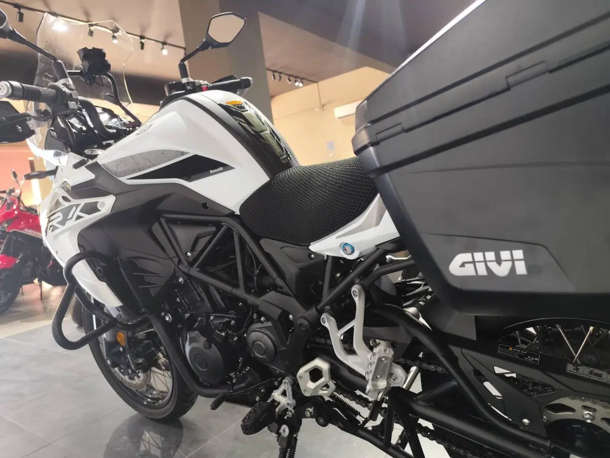 Benelli TRK 502X (2021 - 26) (6)