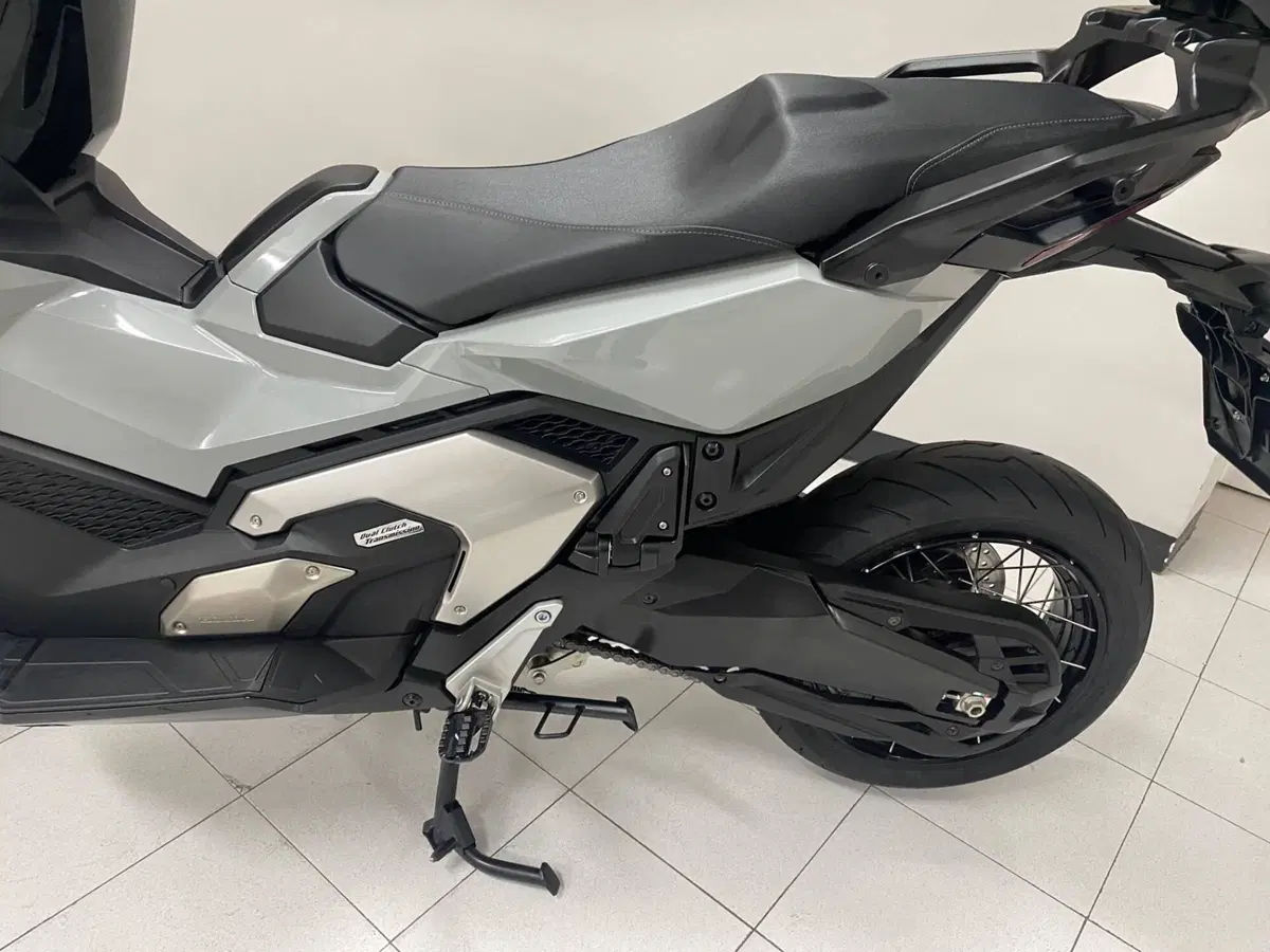 Honda X-ADV 750 DCT (2021 - 24) (7)