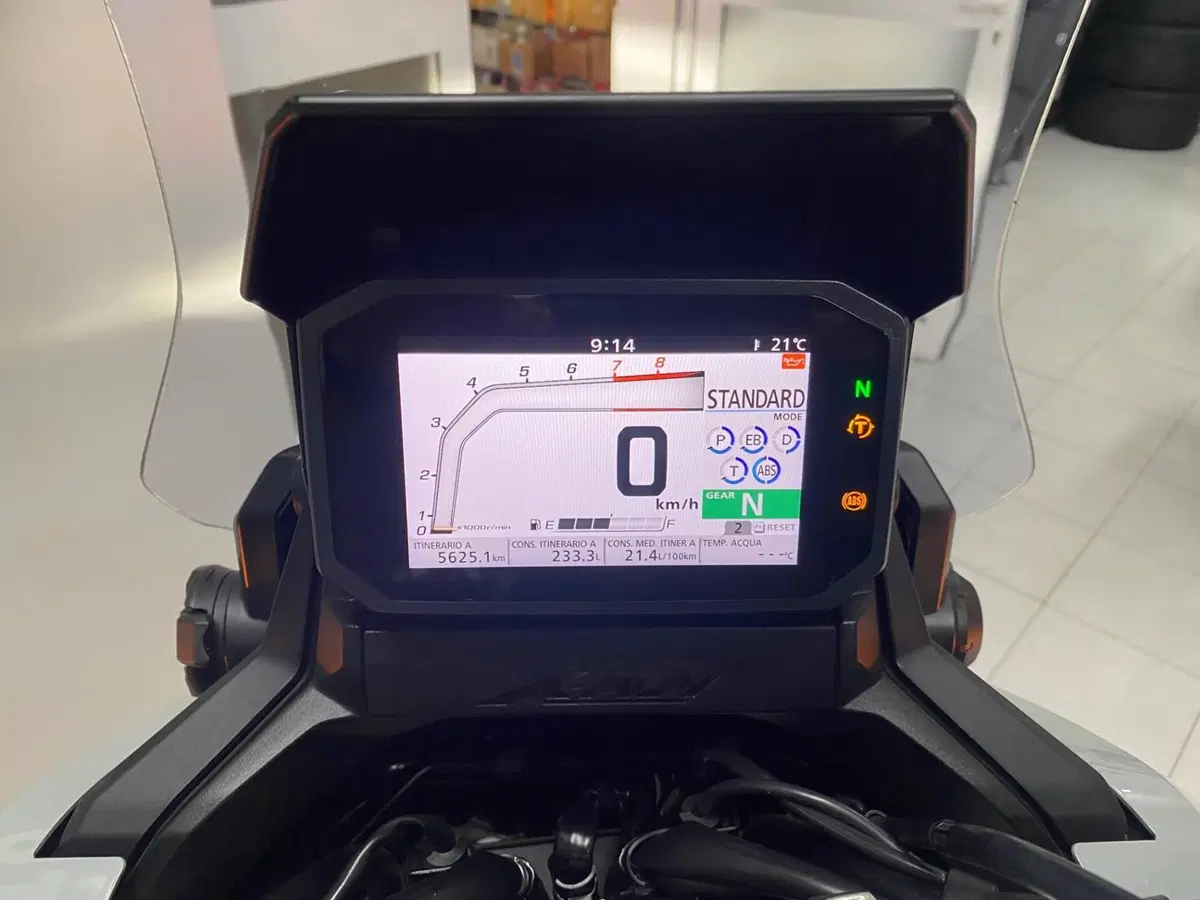 Honda X-ADV 750 DCT (2021 - 24) (4)