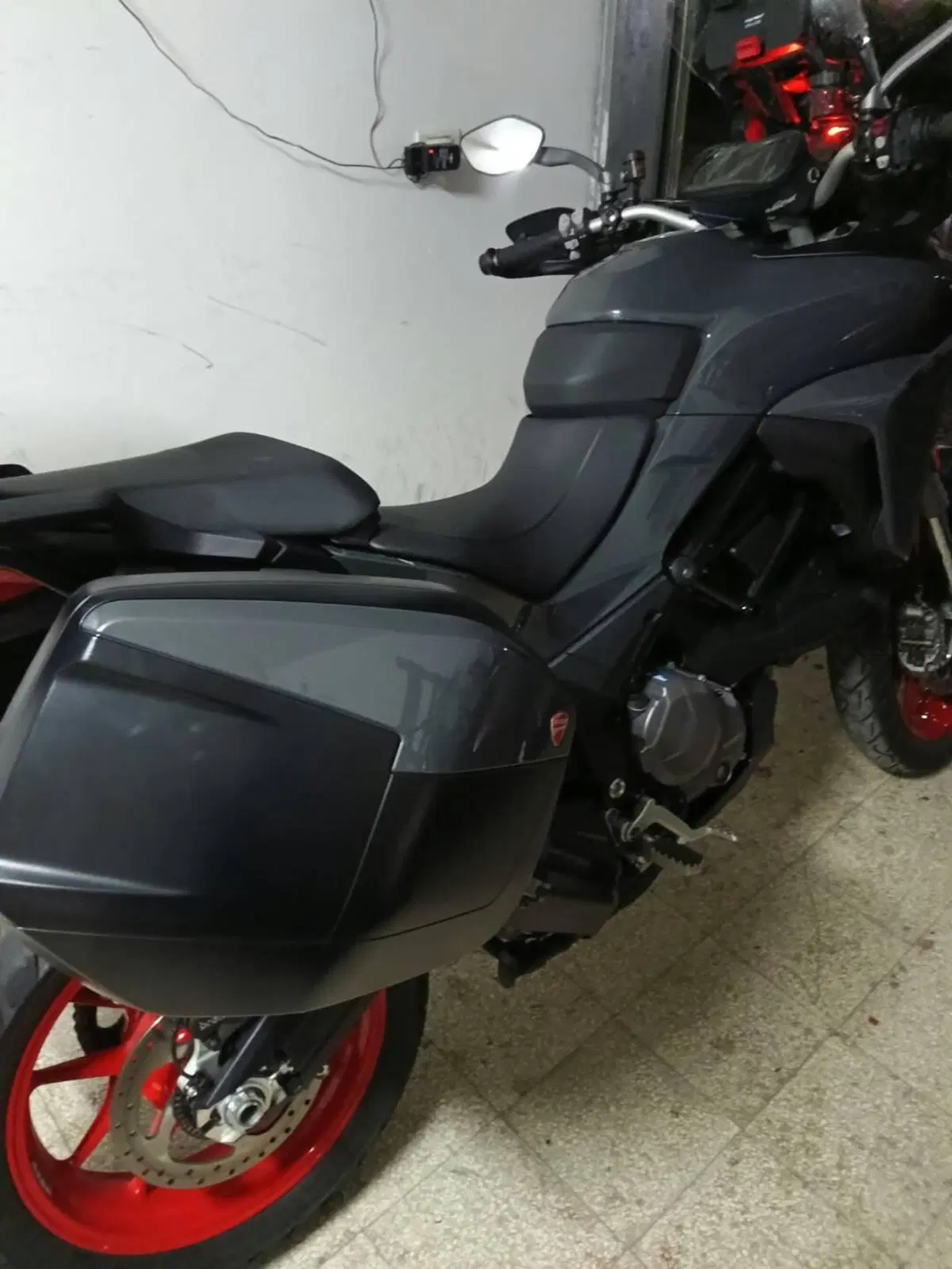 Ducati Multistrada V2 S (2022 - 24) (3)