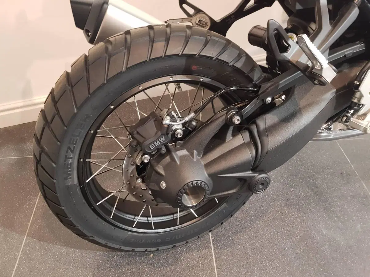 Bmw R 12 G/S (2026 - 27) (9)