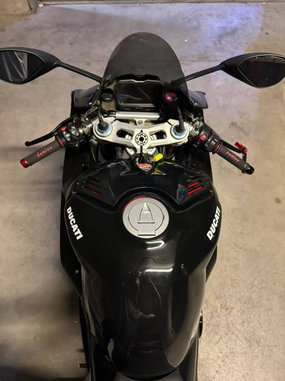 Ducati Panigale V4 S 1100 (2020) (6)