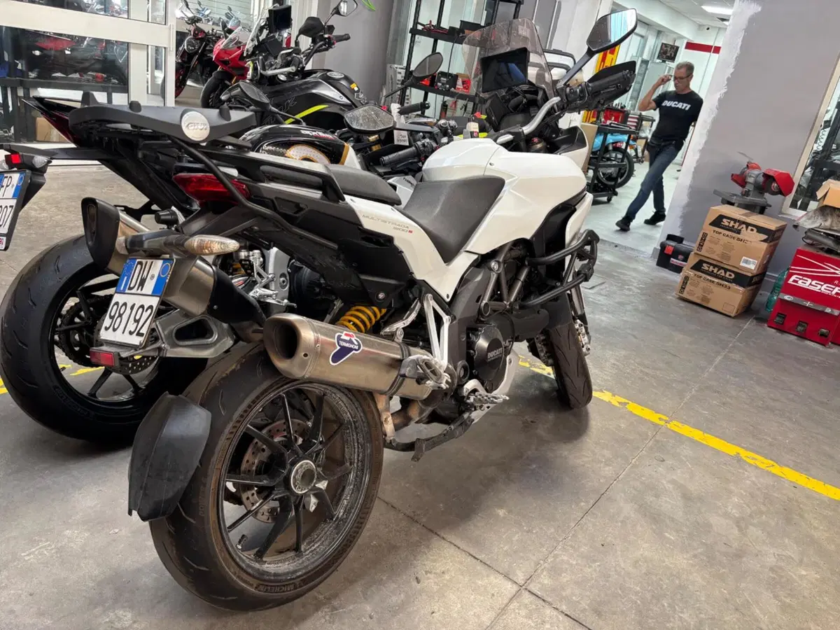 Ducati Multistrada 1200 ABS (2010 - 12) (5)