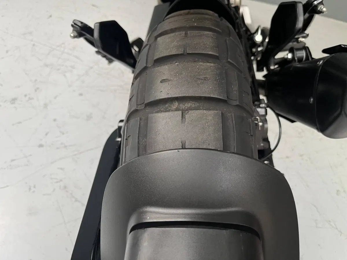 Husqvarna Svartpilen 125 (2021 - 23) (6)