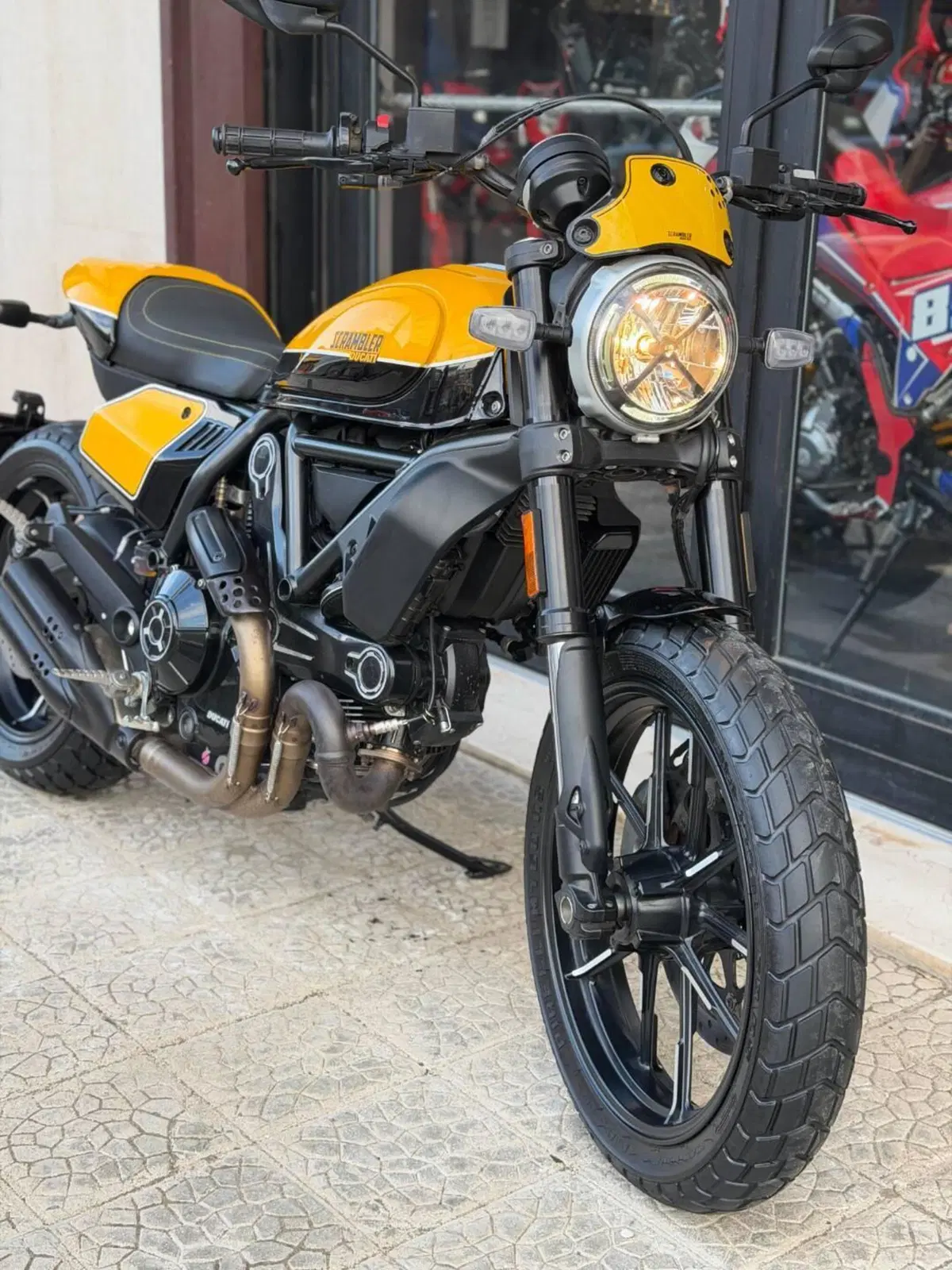 Ducati Scrambler 800 Full Throttle (2017 - 21) (2)