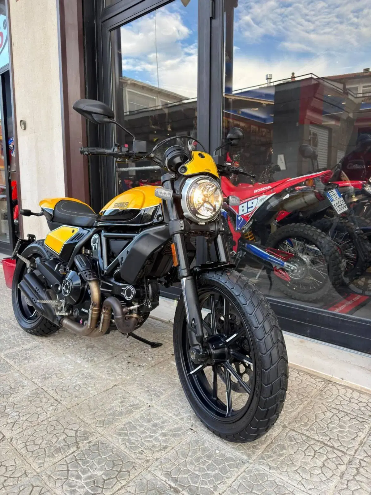 Ducati Scrambler 800 Full Throttle (2017 - 21) (6)