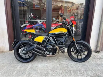 Ducati Scrambler 800 Full Throttle (2017 - 21) usata