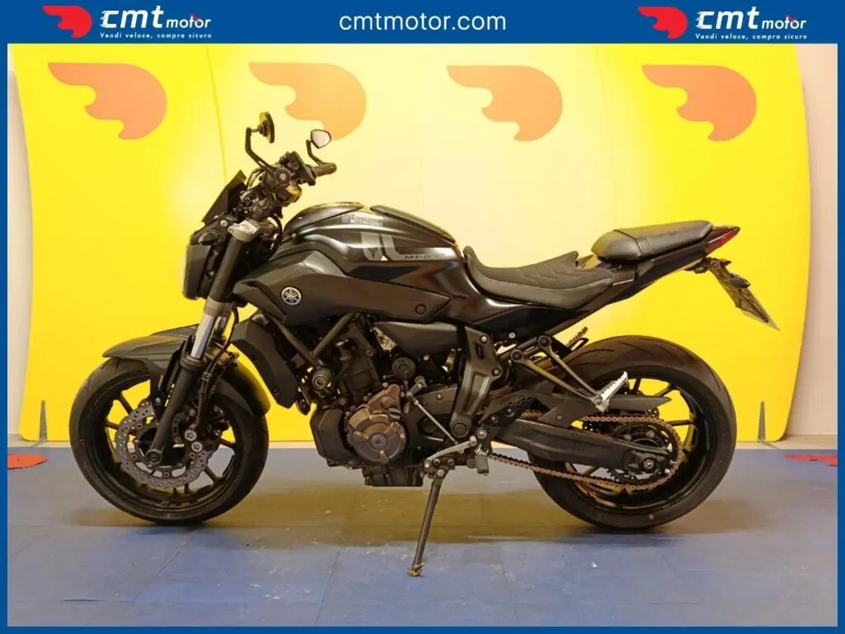 Yamaha MT-07 (2017 - 18) (3)