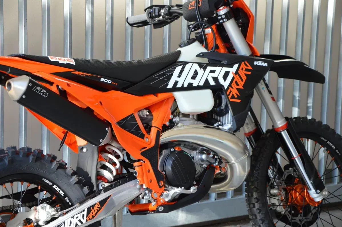KTM 300 EXC Hardenduro (2027) (4)