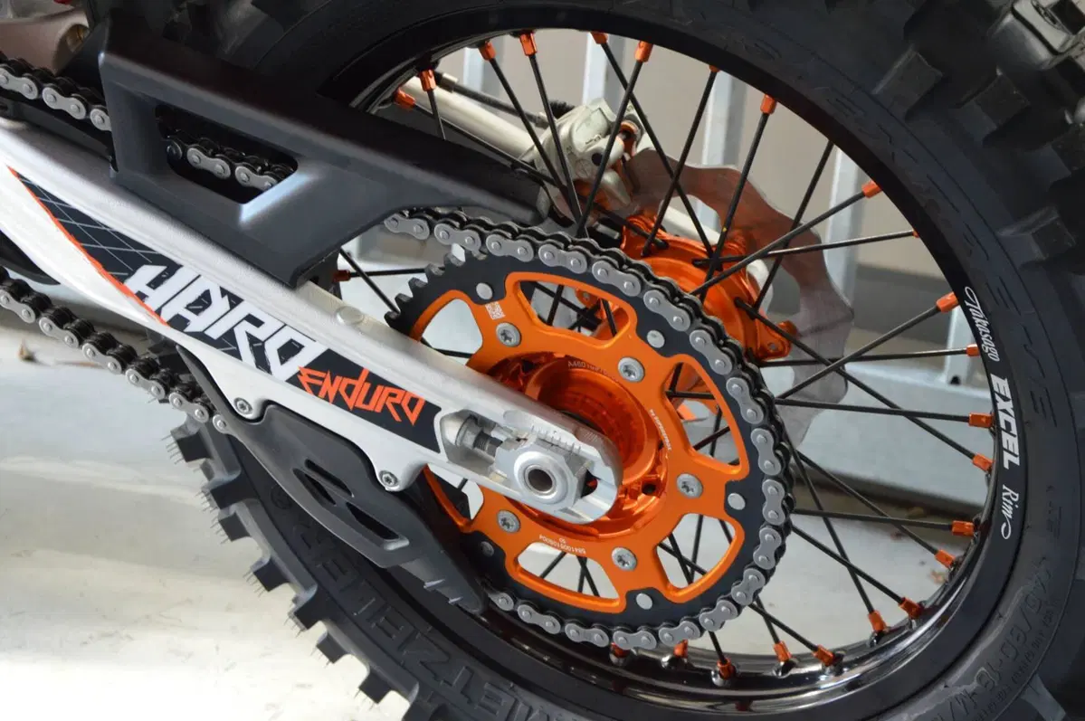 KTM 300 EXC Hardenduro (2027) (12)