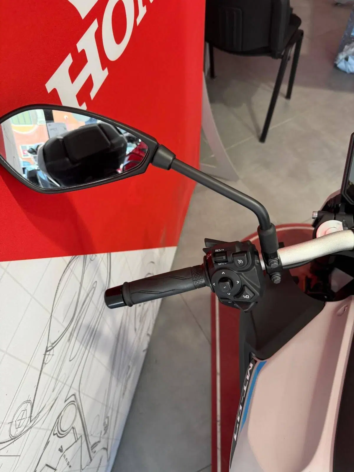Yamaha MT-07 Y-AMT (2025 - 26) (13)