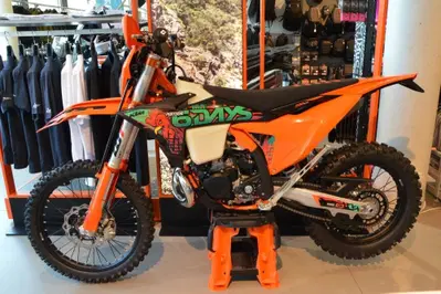 KTM 300 EXC 6Days (2027) nuova