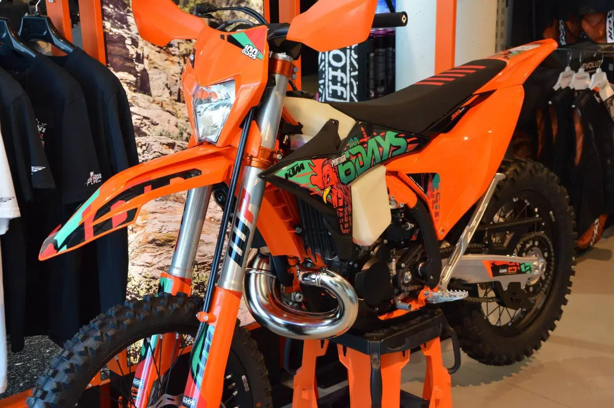 KTM 300 EXC 6Days (2027) (4)