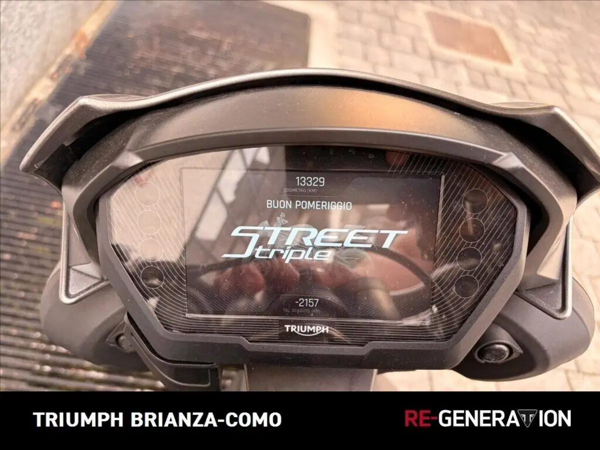 Triumph Street Triple RS (2020 - 22) (6)