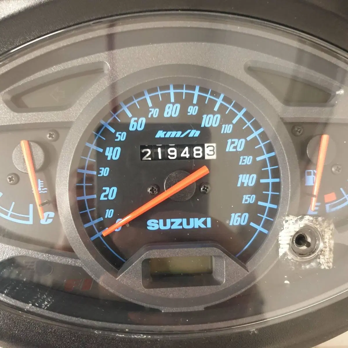 Suzuki SIXteen 150 (2007 - 14) (3)