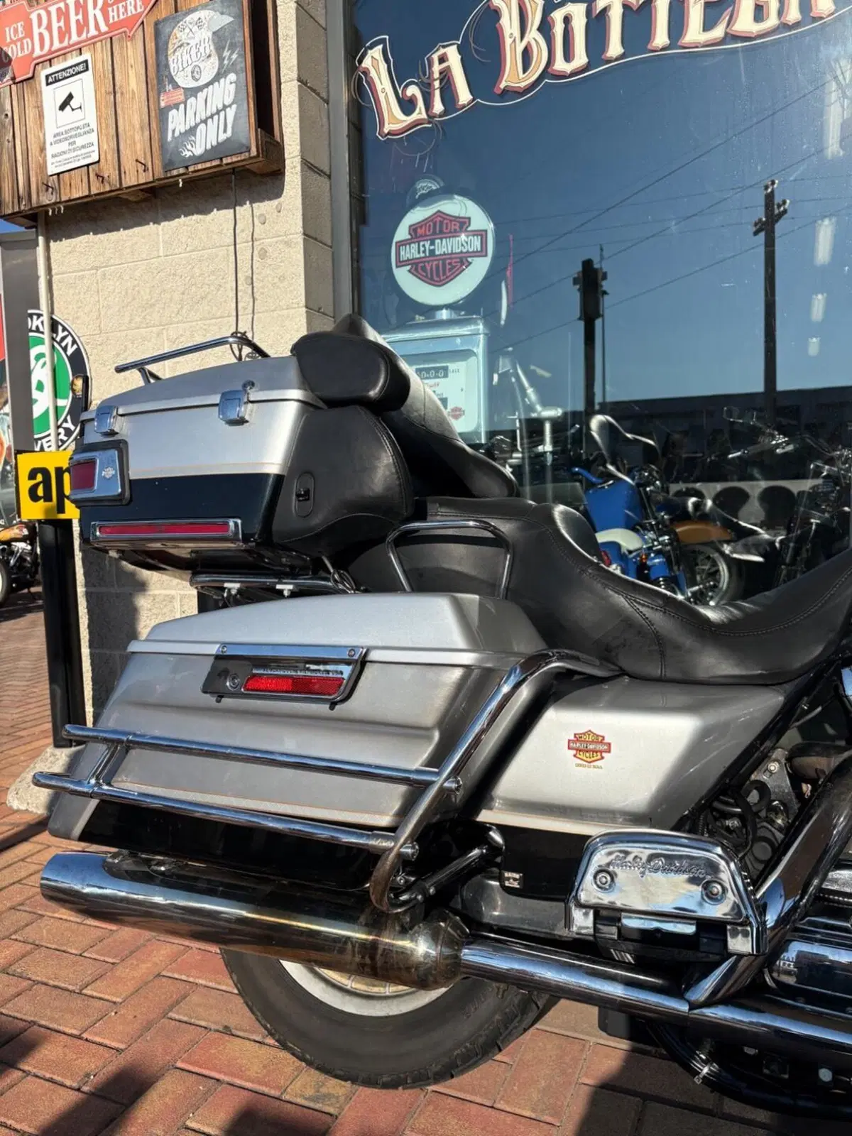 Harley-Davidson 1450 Electra Glide Ultra Classic (2003 - 05) - FLHTCUI (4)