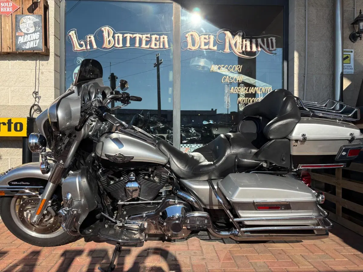 Harley-Davidson 1450 Electra Glide Ultra Classic (2003 - 05) - FLHTCUI (6)