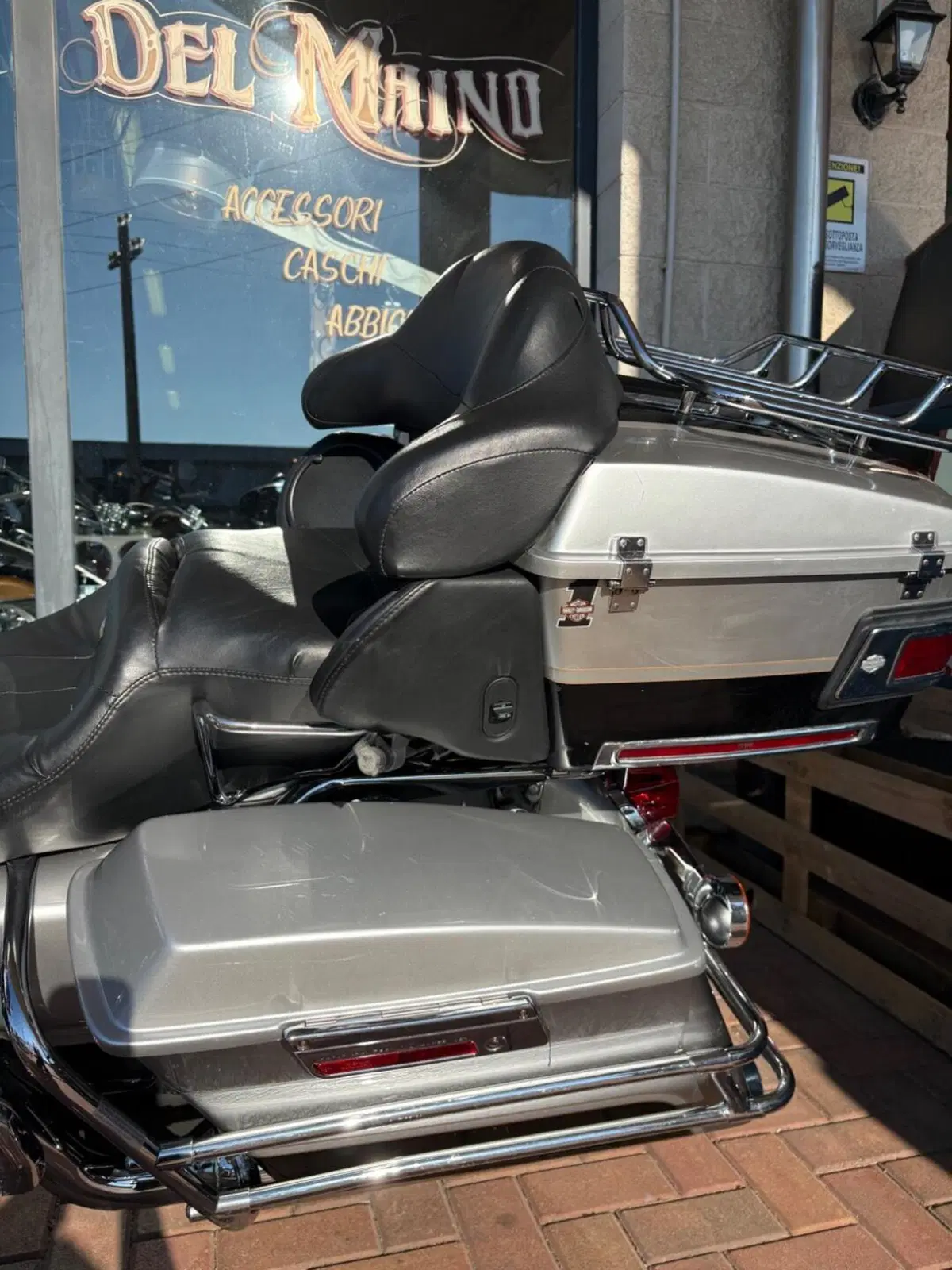Harley-Davidson 1450 Electra Glide Ultra Classic (2003 - 05) - FLHTCUI (9)