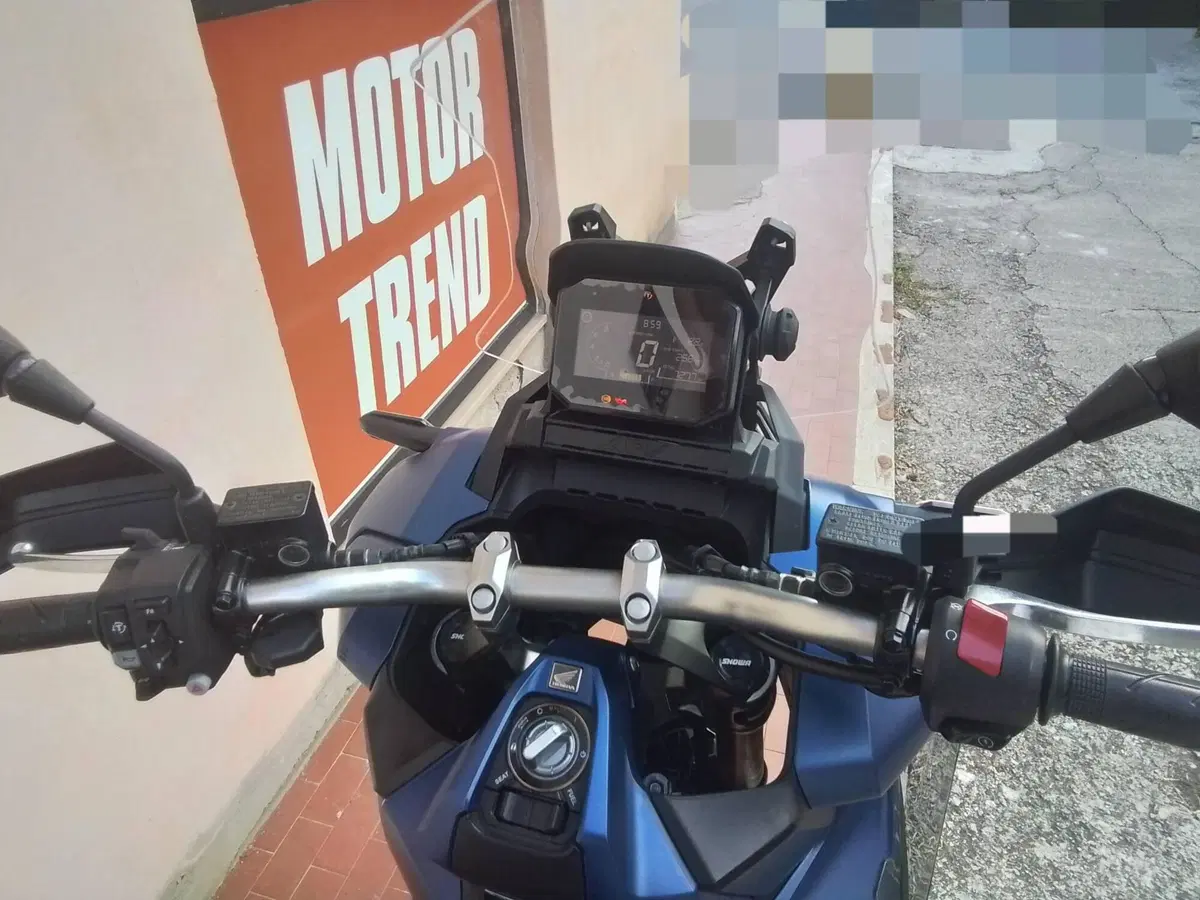 Honda ADV 350 (2025 - 26) (8)