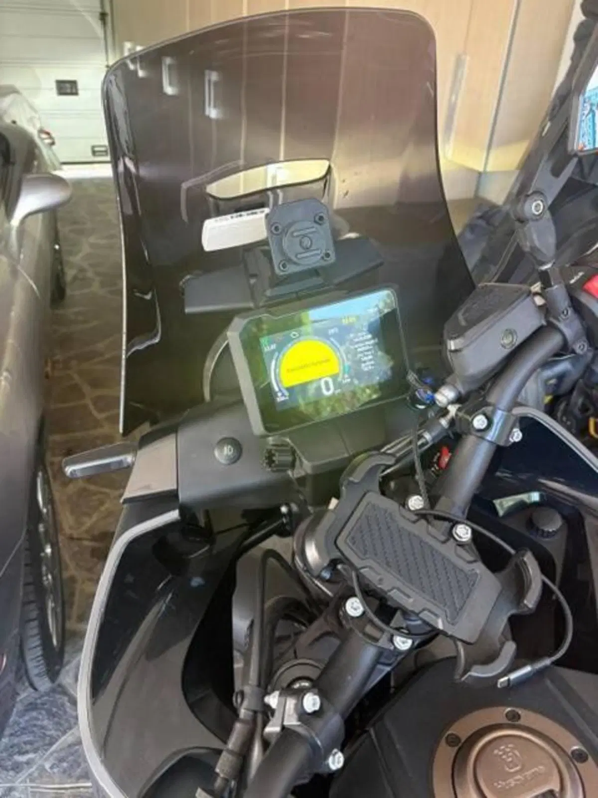 Husqvarna Norden 901 (2022 - 26) (2)