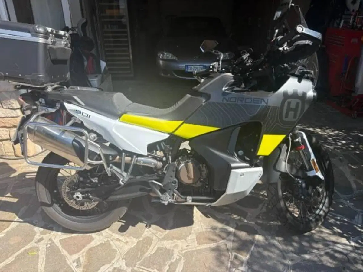 Husqvarna Norden 901 (2022 - 26) (5)