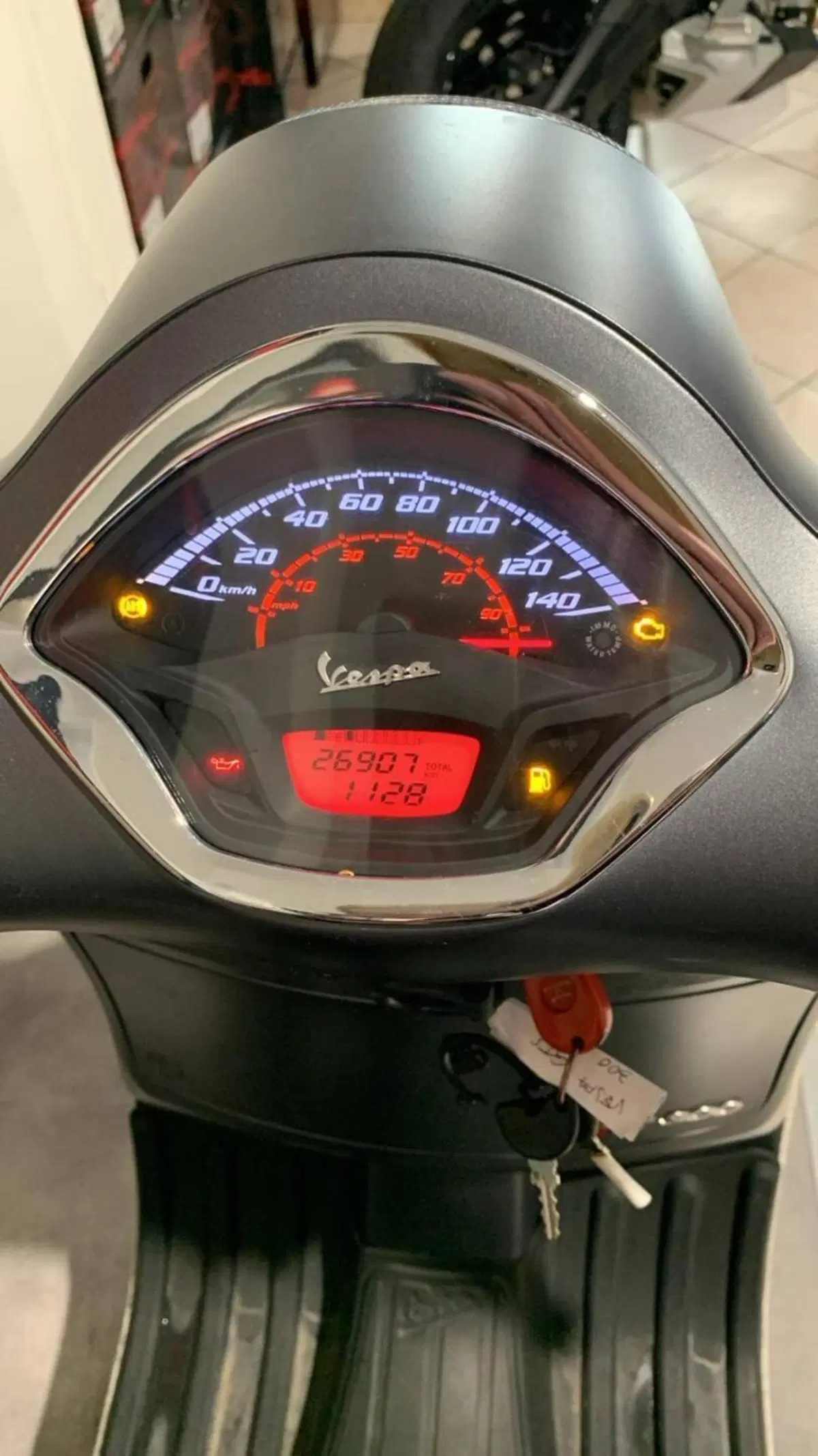Vespa GTS 300 Super (2017 - 18) (5)