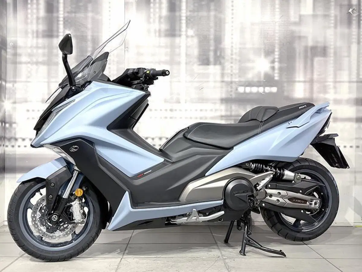 Kymco AK 550 ETS (2021 - 26) (7)