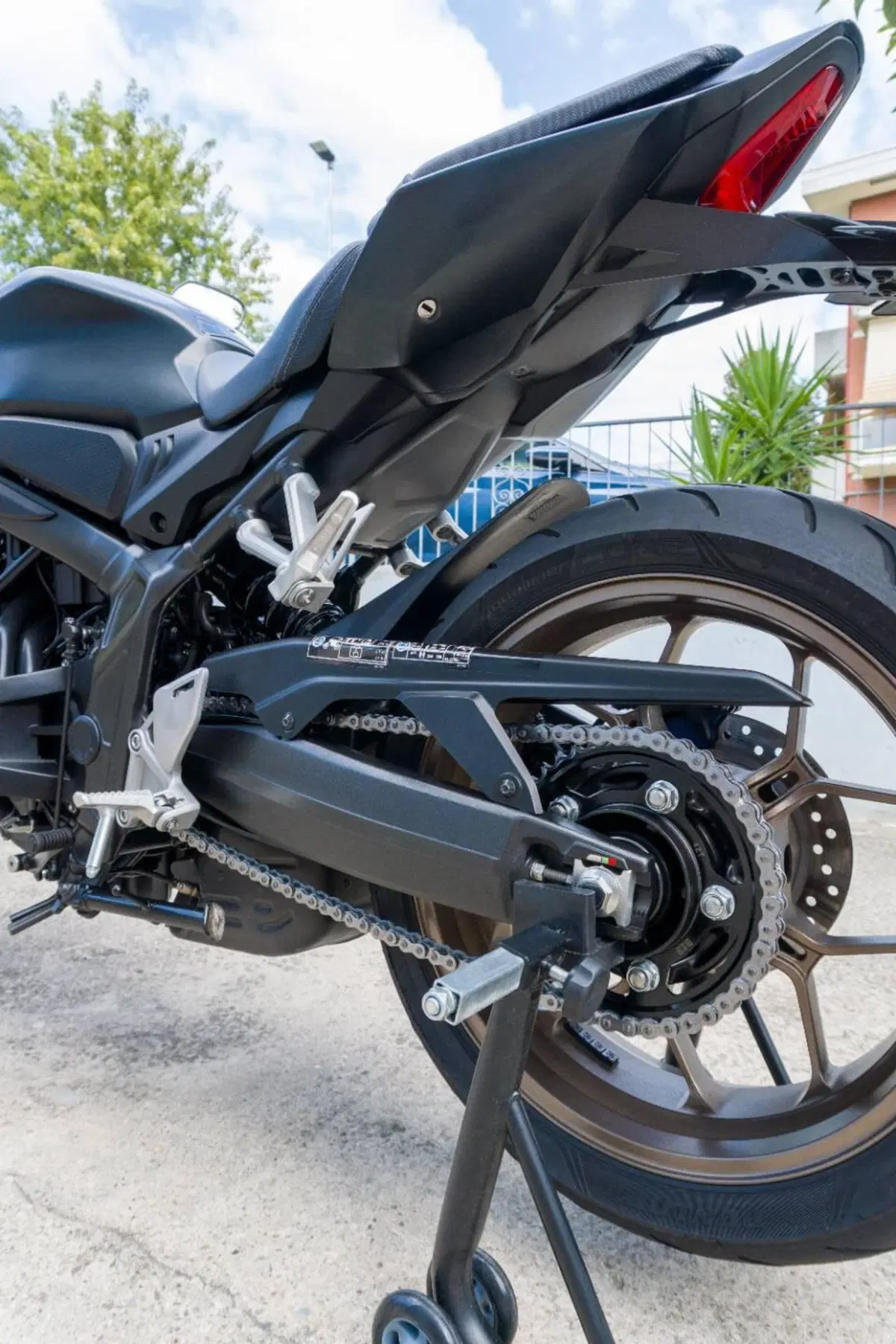 Honda CB 650 R (2024 - 25)