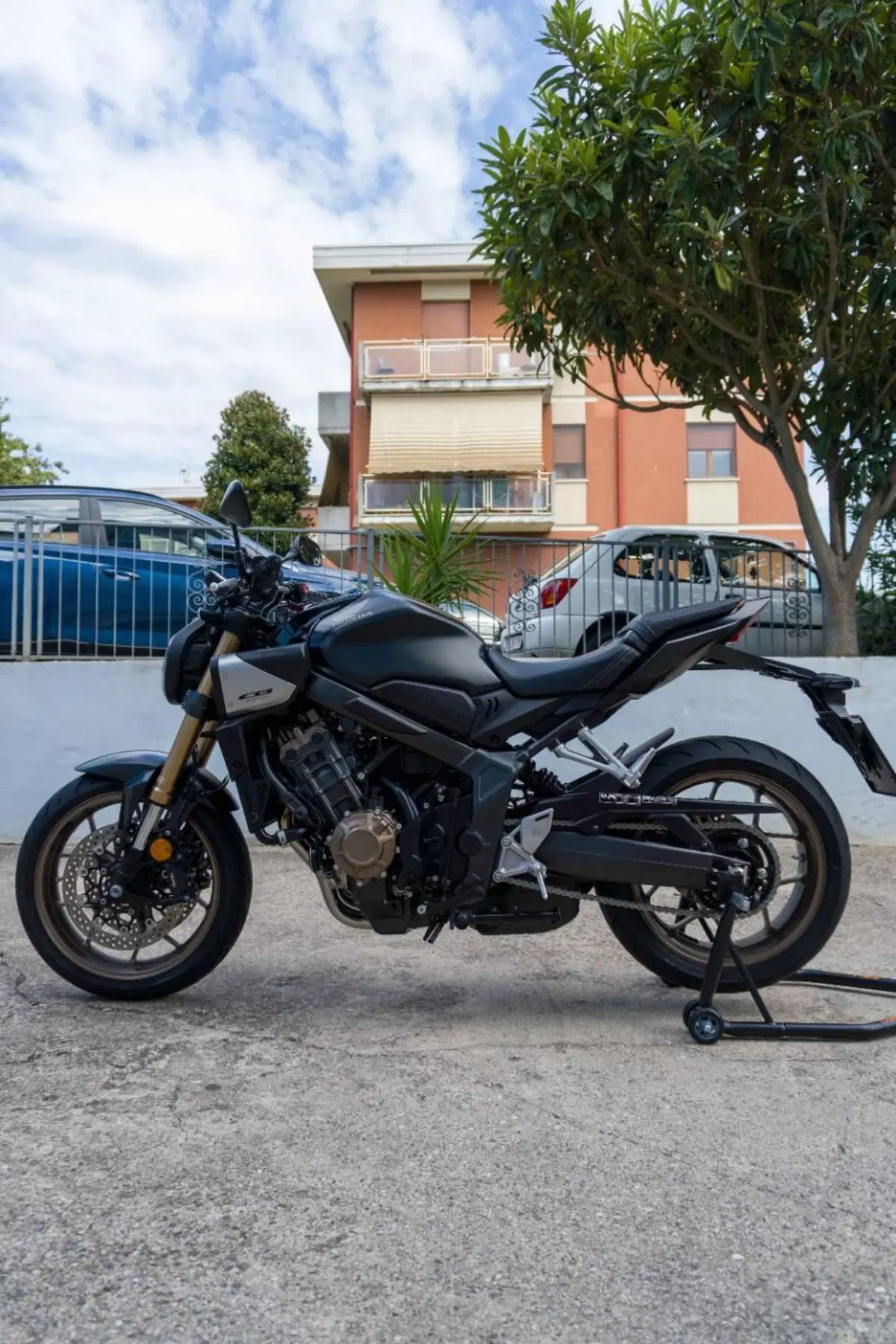Honda CB 650 R (2024 - 25) (7)