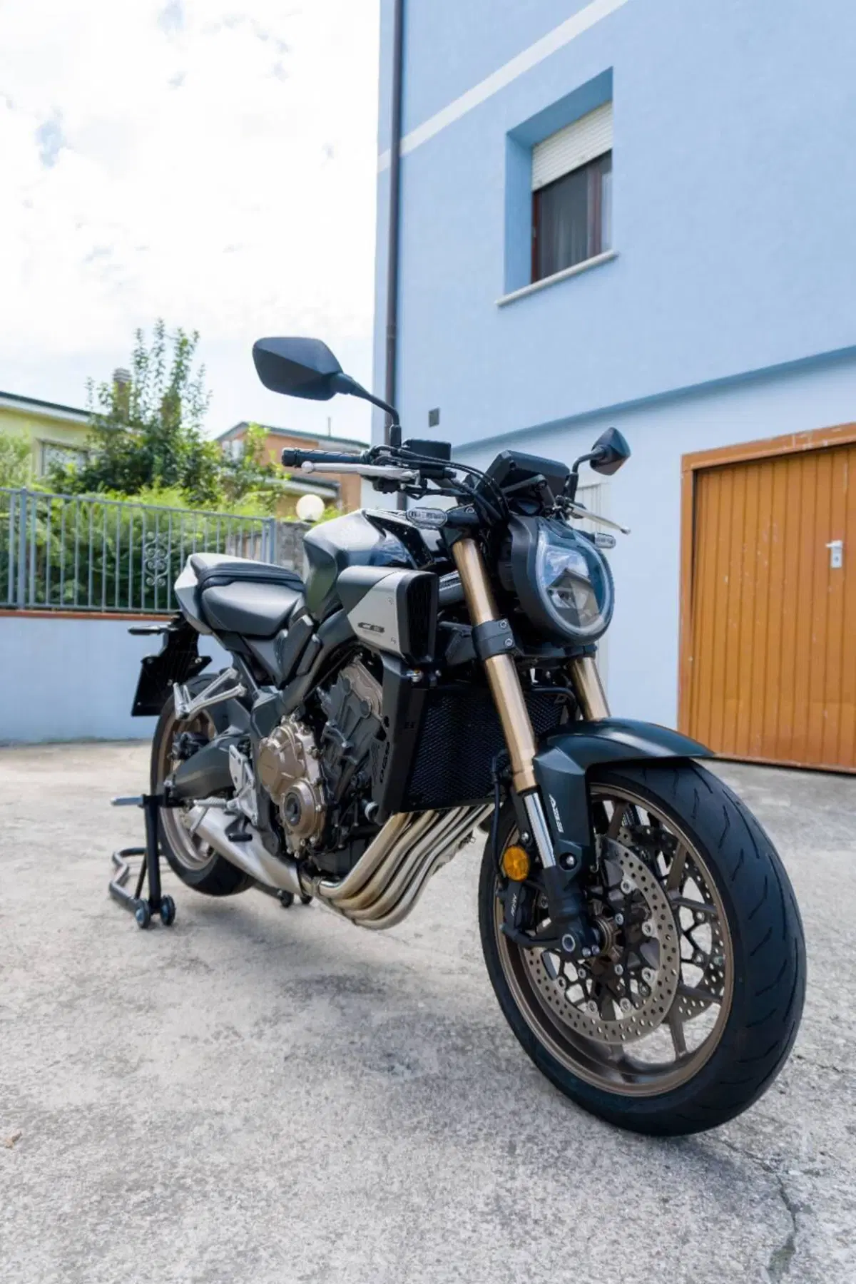 Honda CB 650 R (2024 - 25) (10)