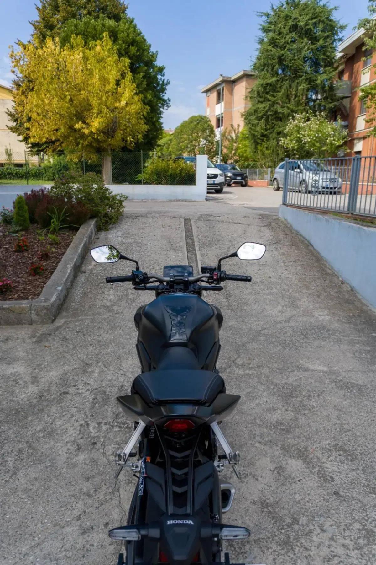 Honda CB 650 R (2024 - 25) (12)
