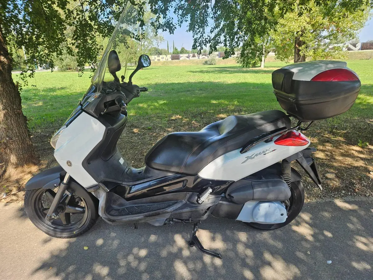 Yamaha X-Max 250 (2007 - 09) (2)