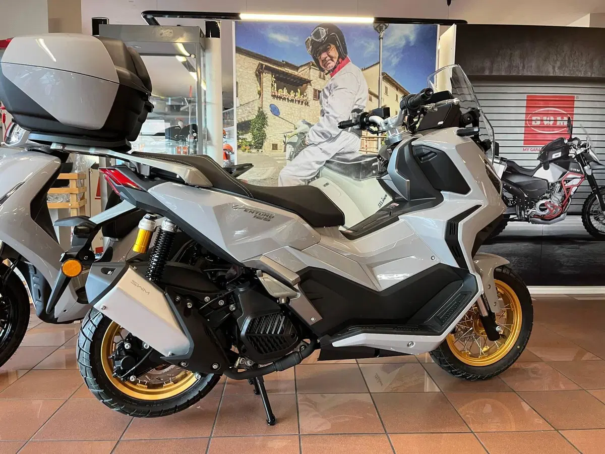 Swm Venturo 125 (2026) (2)